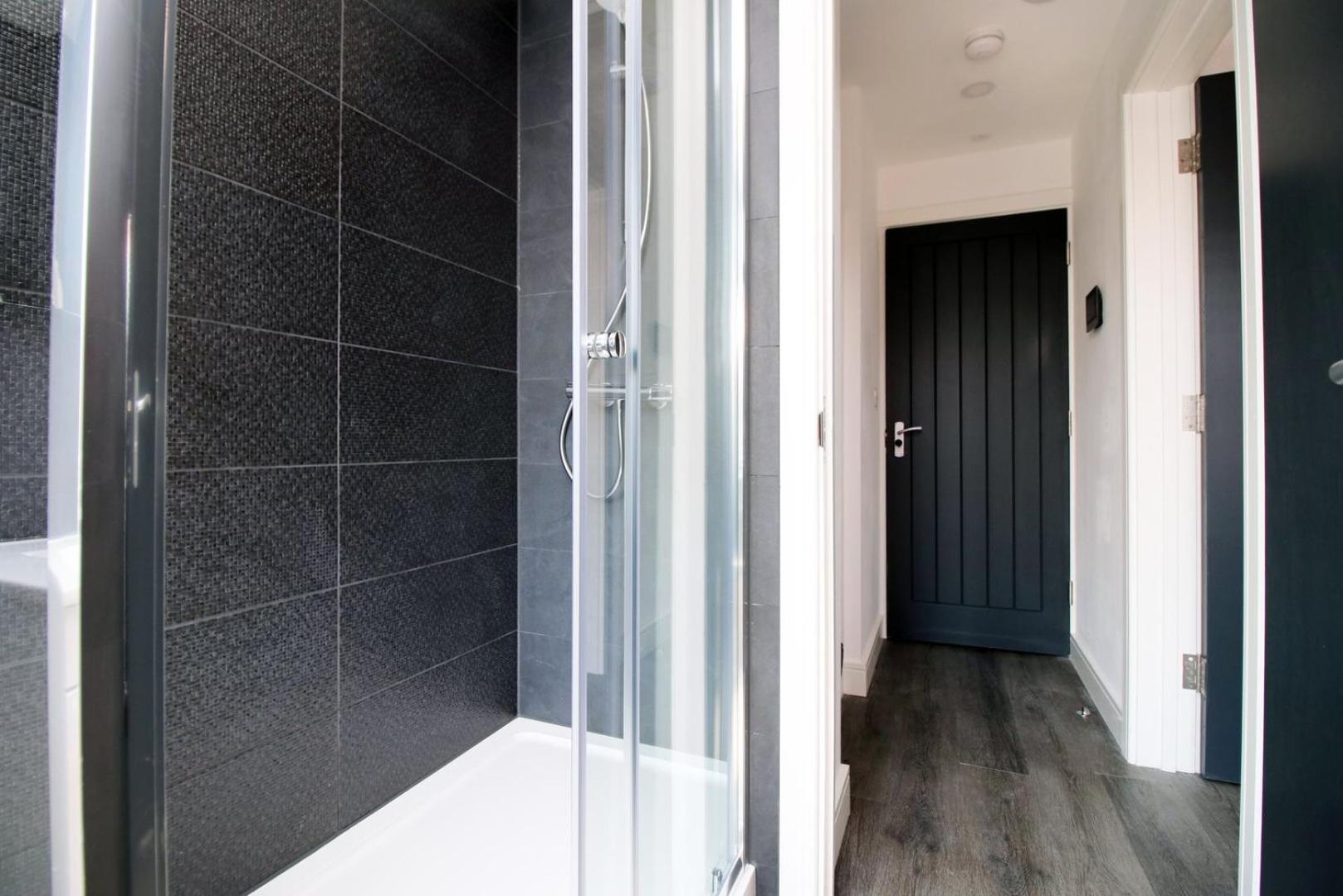 Boutique One Bedroom Apartment Cardiff Exterior foto